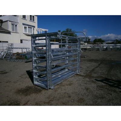 CATTLE WEIGH CRATE